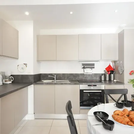 Kensington By Interhome *